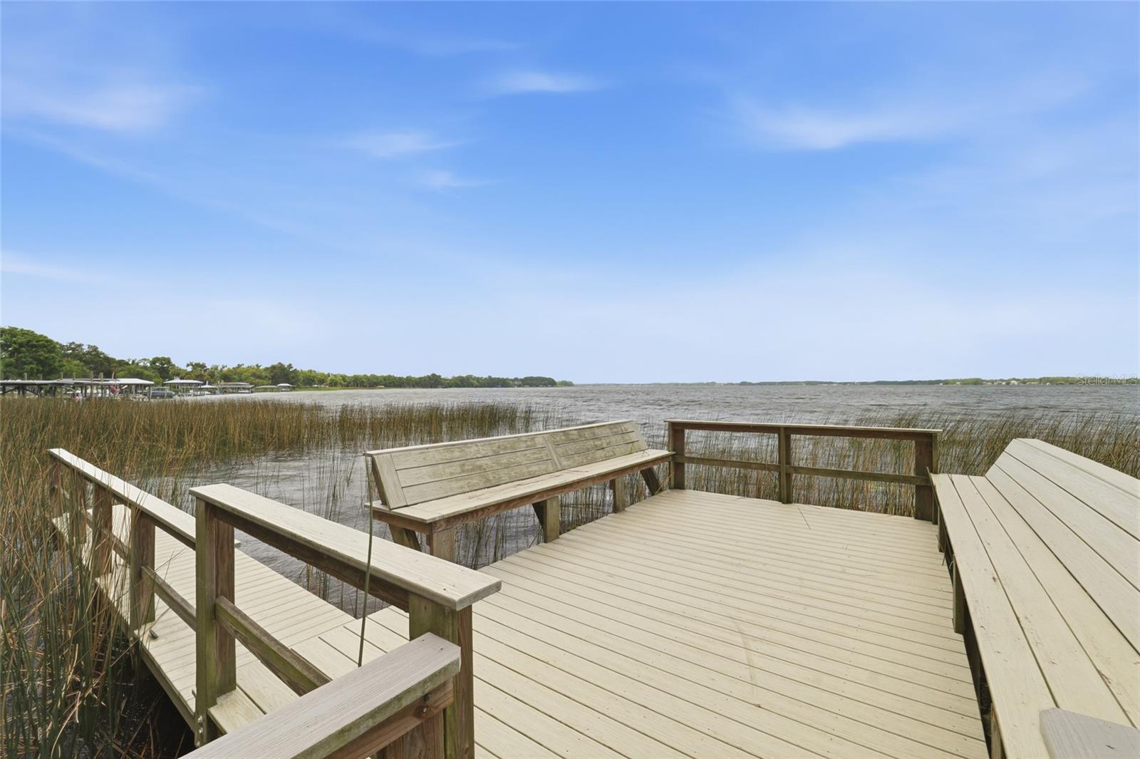 520 AUSTIN DR — photo 31