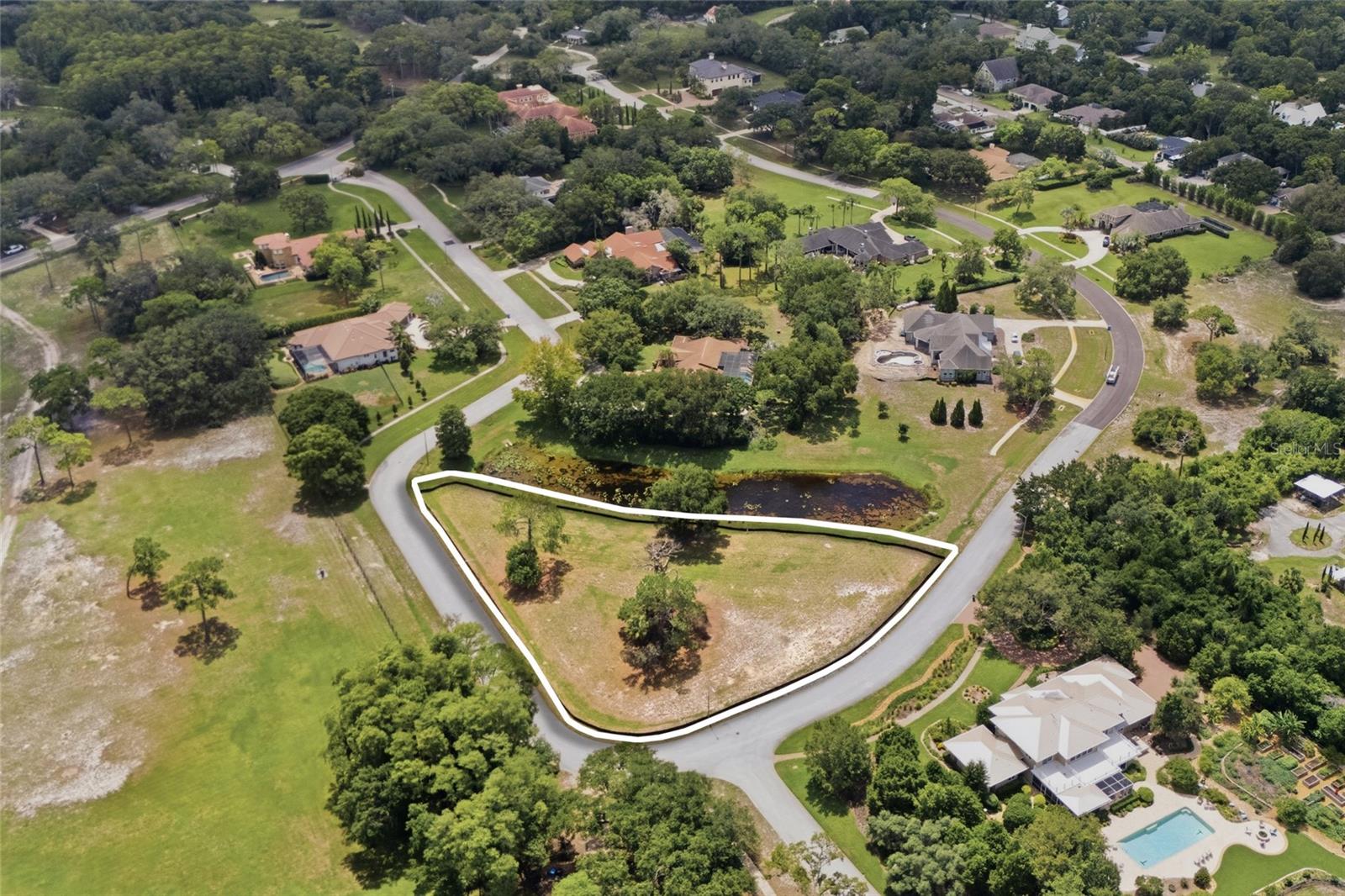 520 AUSTIN DR — photo 15
