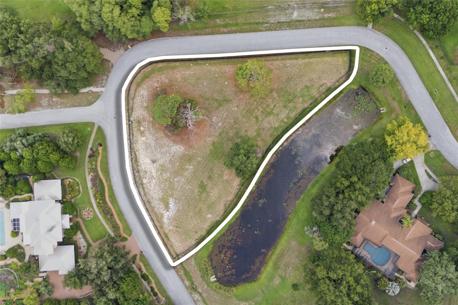 520 AUSTIN DR — photo 24