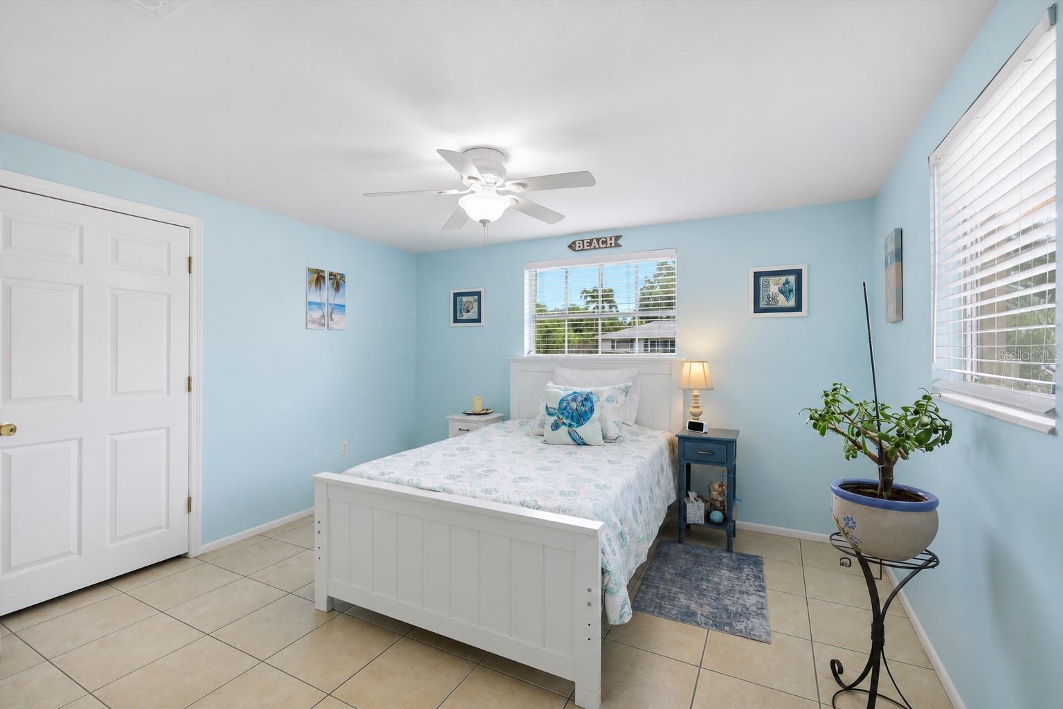 630 E SEMINOLE DR — photo 23