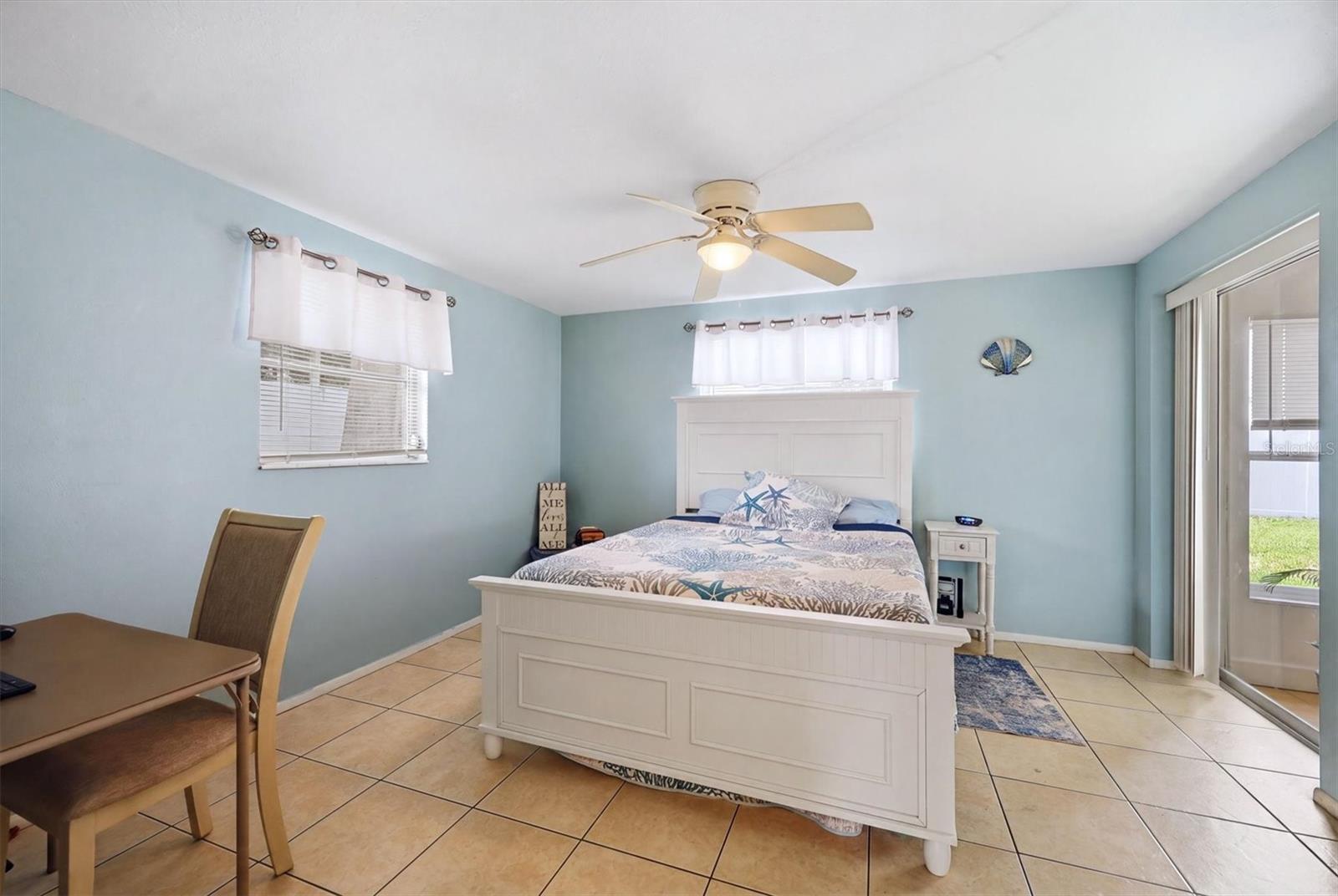 630 E SEMINOLE DR — photo 21