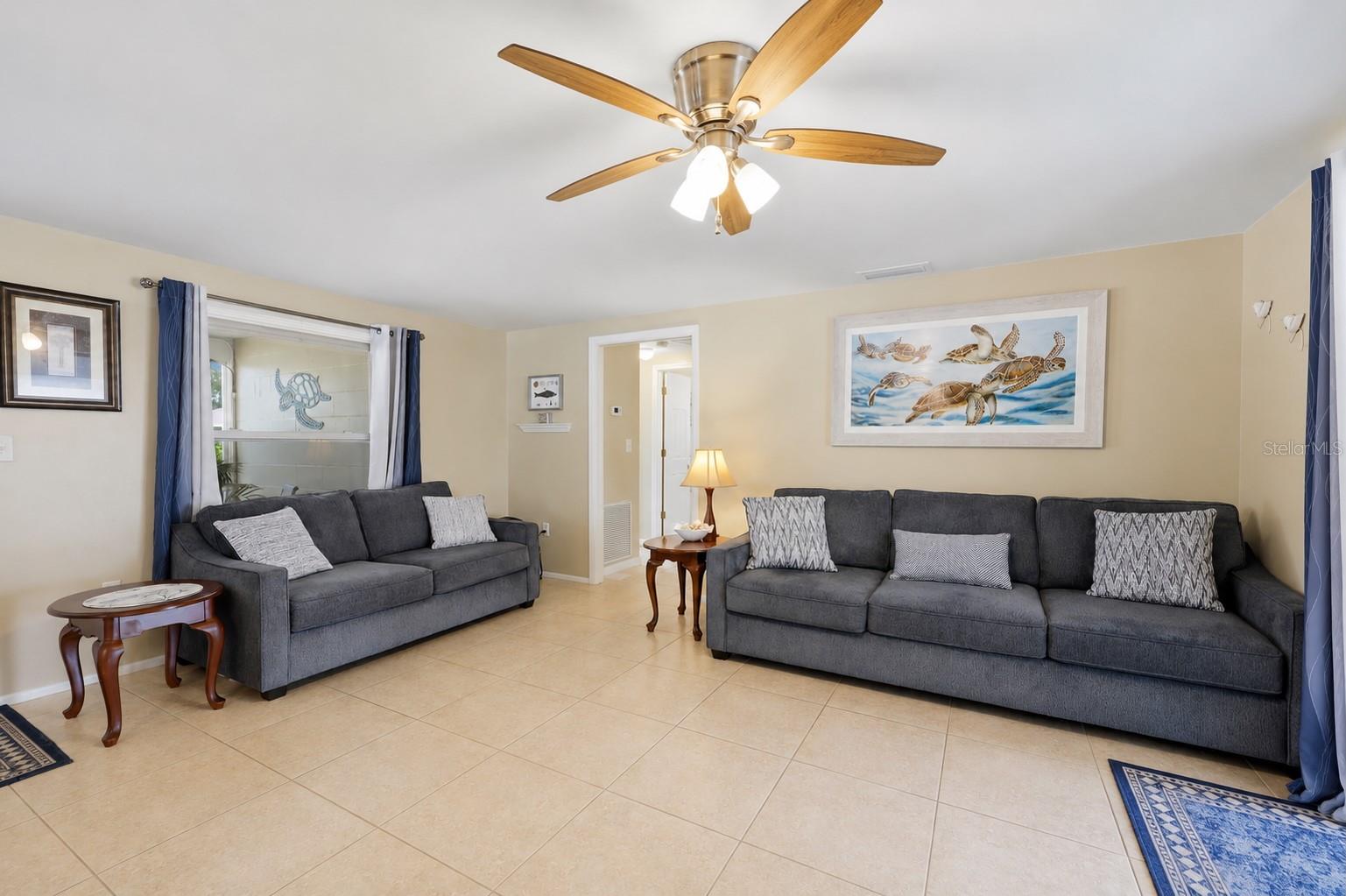 630 E SEMINOLE DR — photo 10