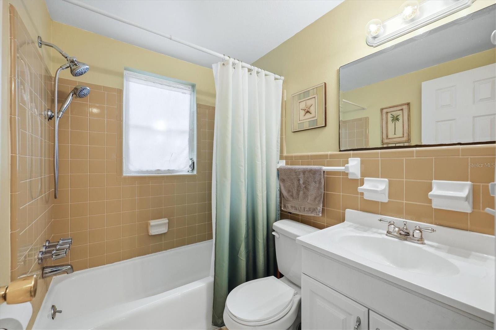 630 E SEMINOLE DR — photo 22