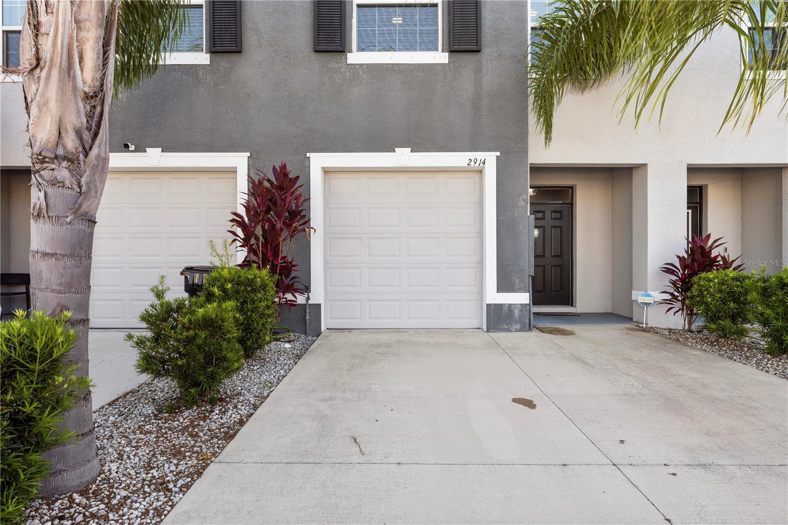 2914 SUNCOAST BLEND DR — photo 4
