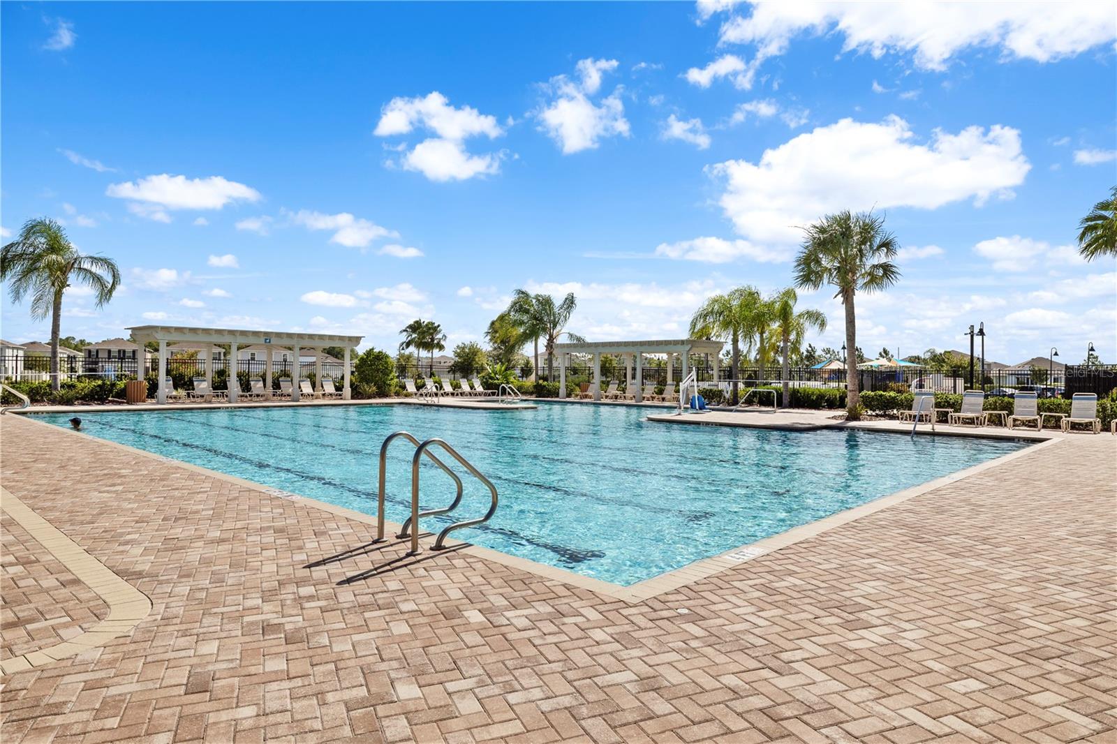 2914 SUNCOAST BLEND DR — photo 46
