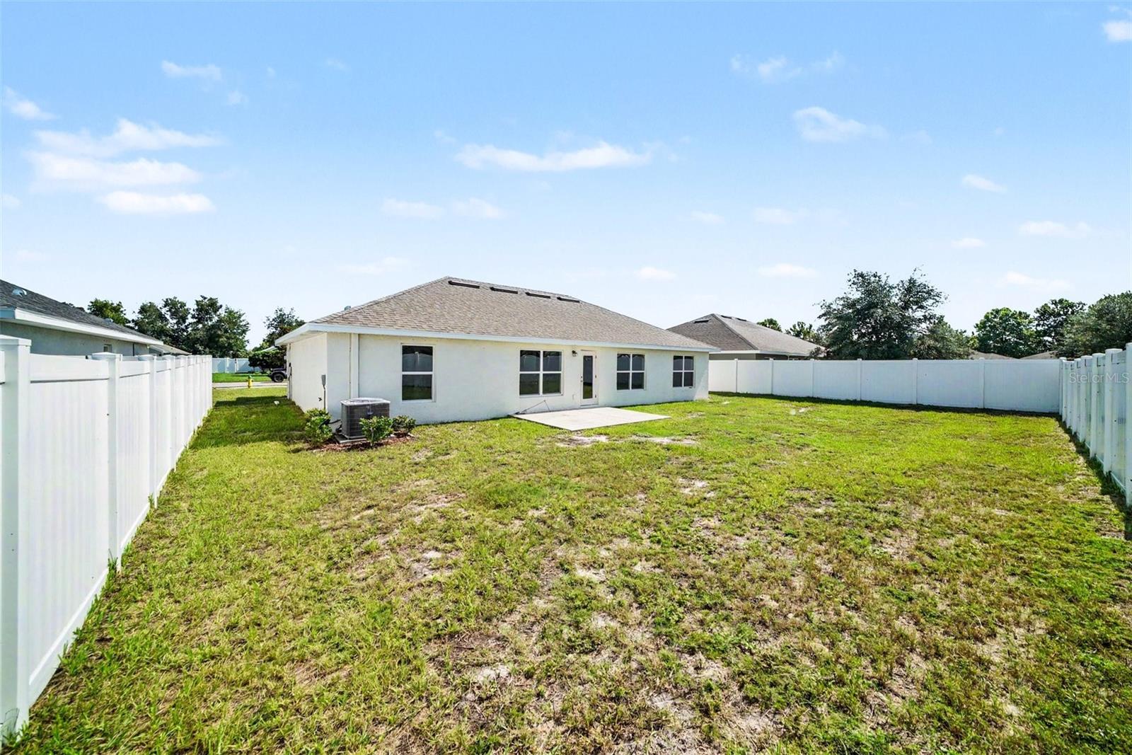 16253 VINE CLIFF AVE — photo 29