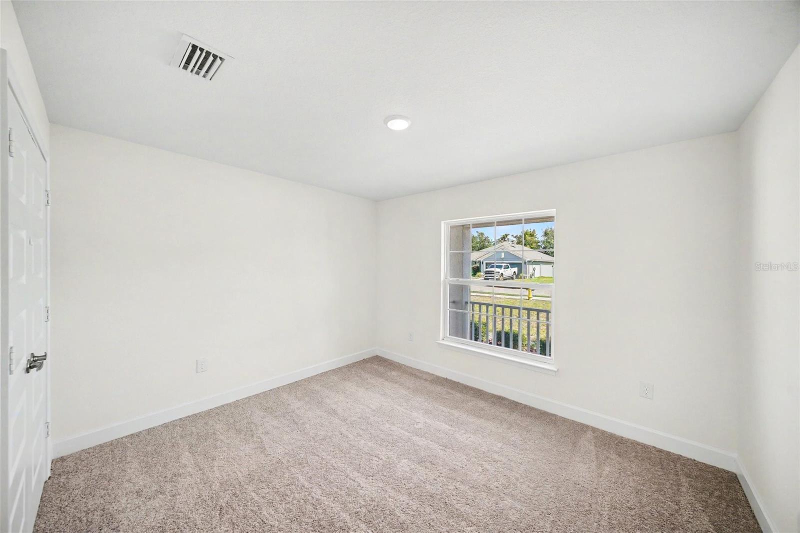 16253 VINE CLIFF AVE — photo 22