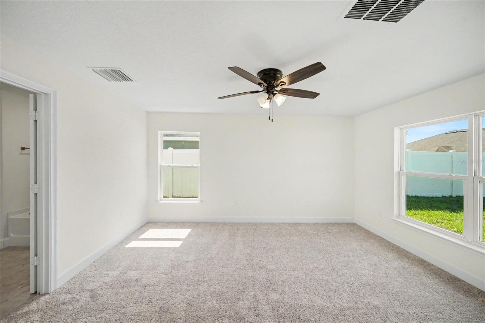 16253 VINE CLIFF AVE — photo 19