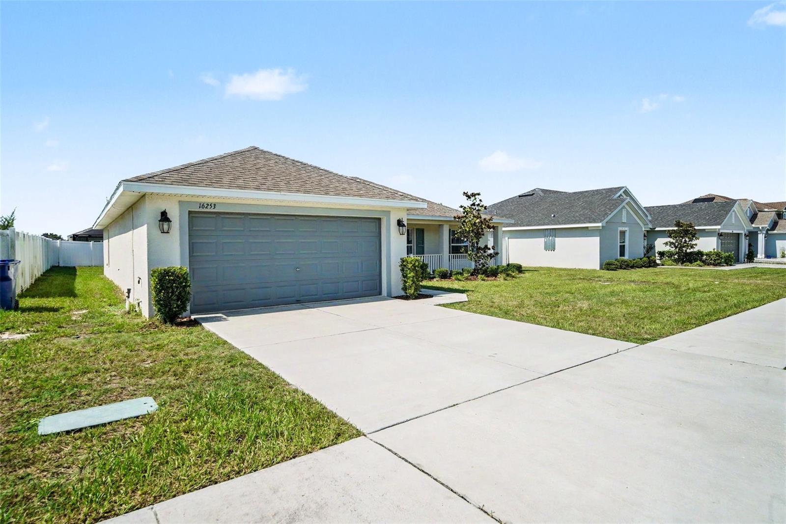 16253 VINE CLIFF AVE — photo 2