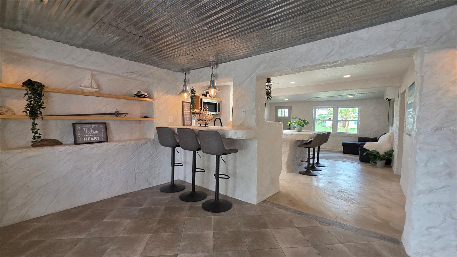 13400 CAROL DR — photo 32