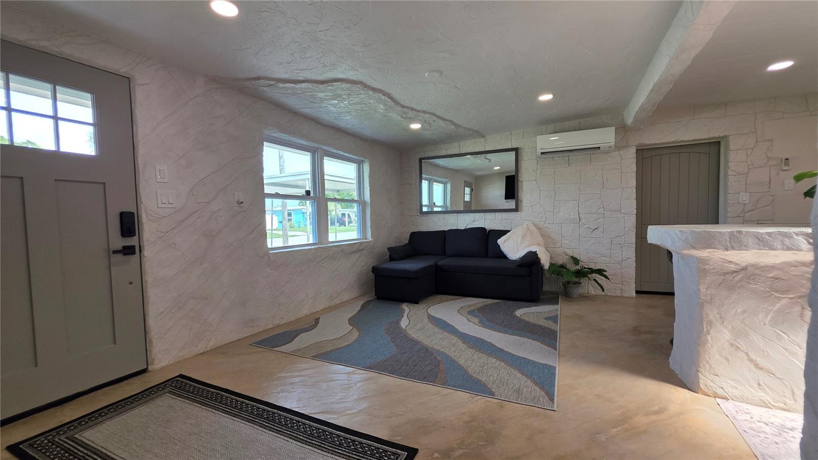 13400 CAROL DR — photo 24