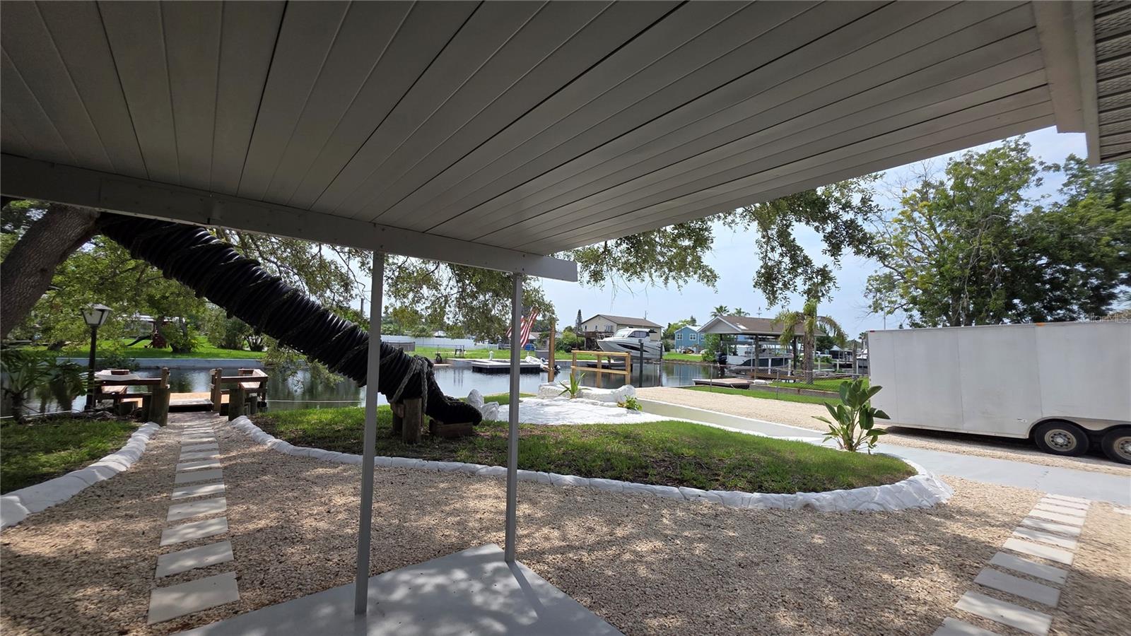 13400 CAROL DR — photo 51