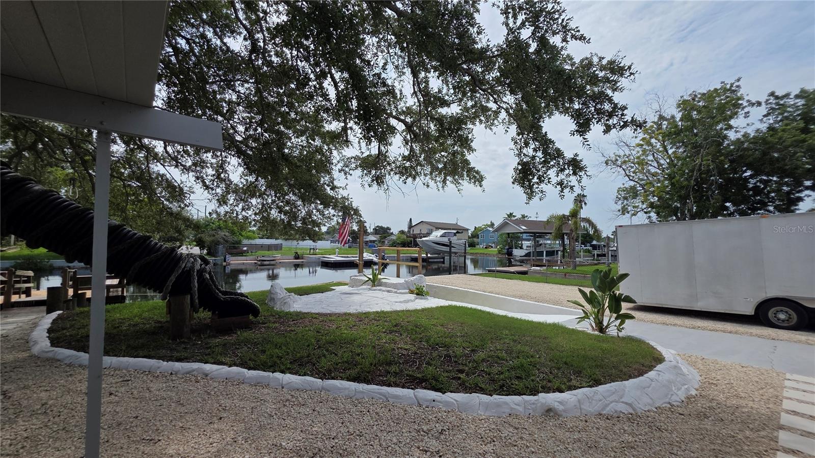 13400 CAROL DR — photo 13