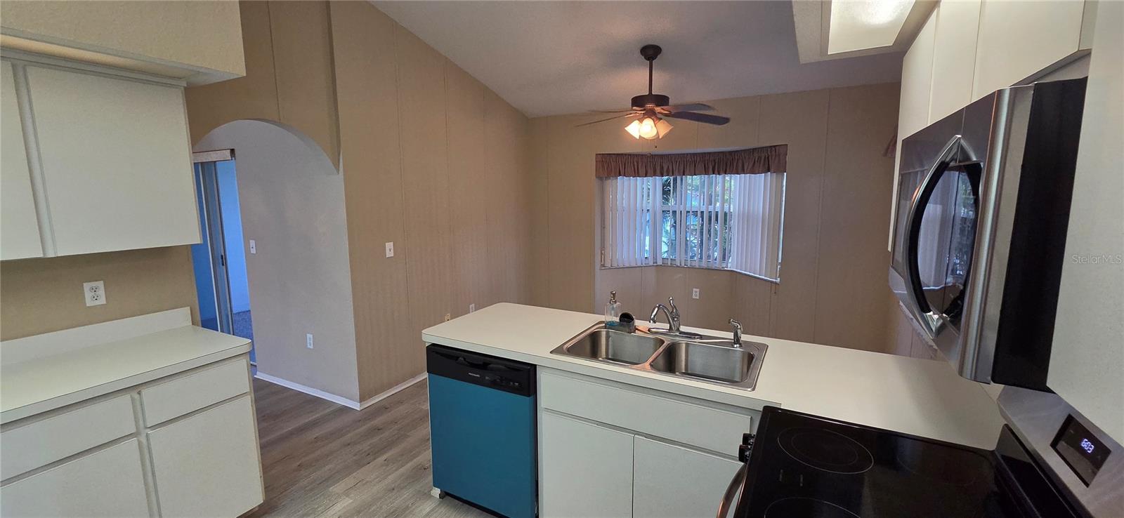 4224 AVANTI CIR — photo 11