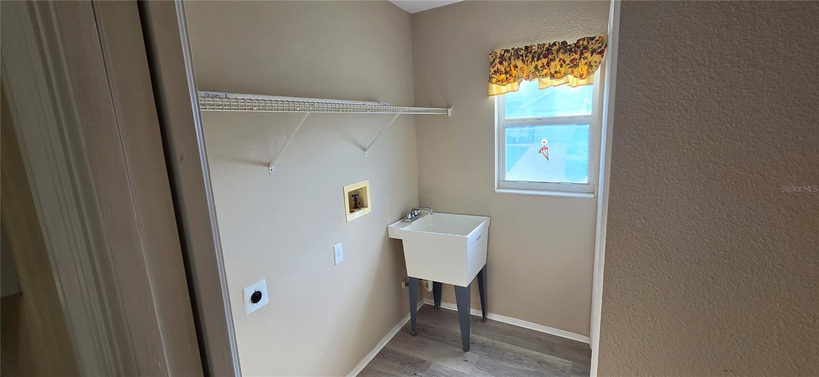 4224 AVANTI CIR — photo 30