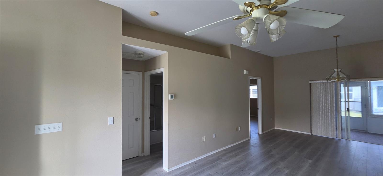 4224 AVANTI CIR — photo 5