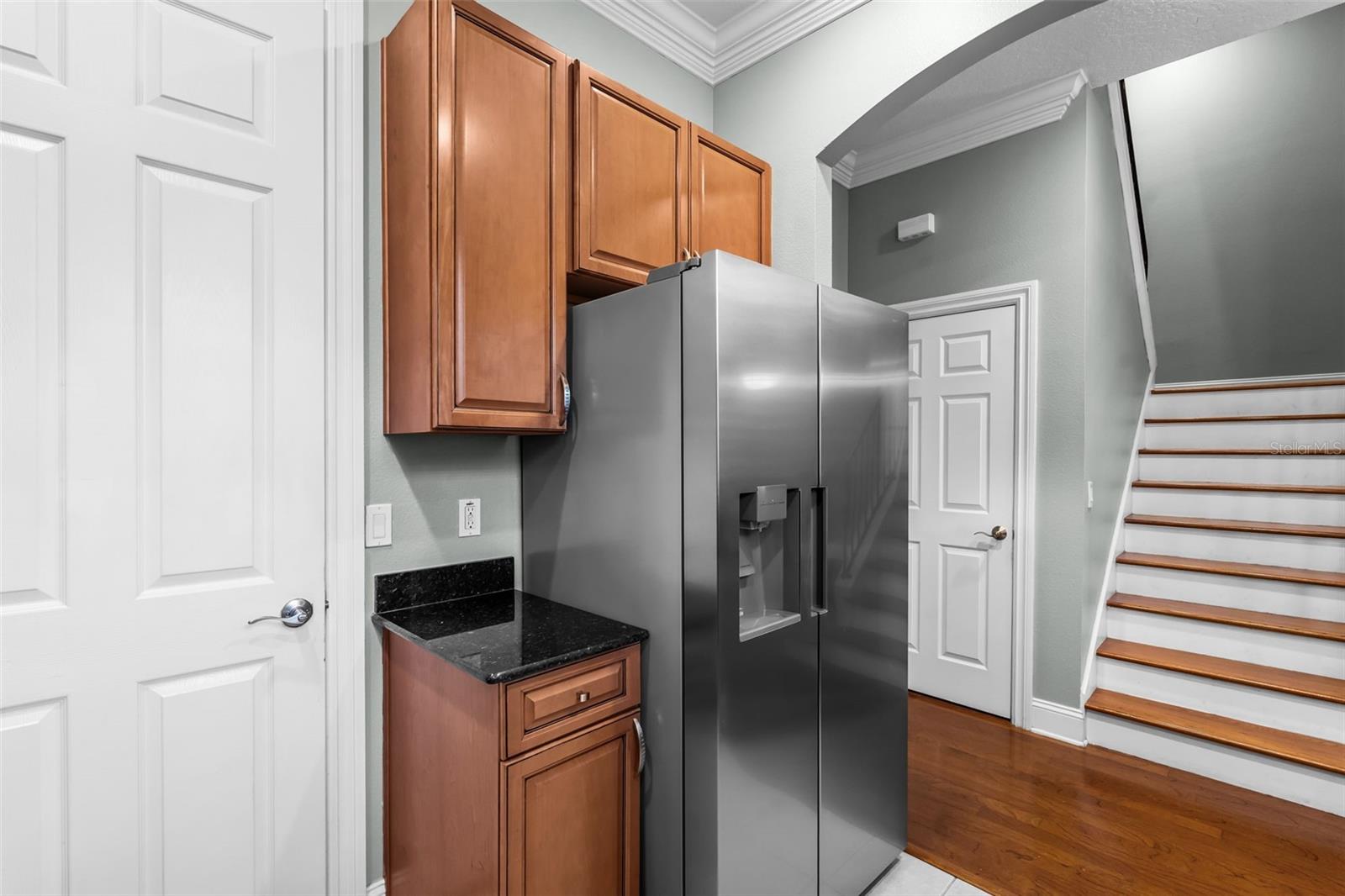 2419 VICTORIA GARDENS LN — photo 15