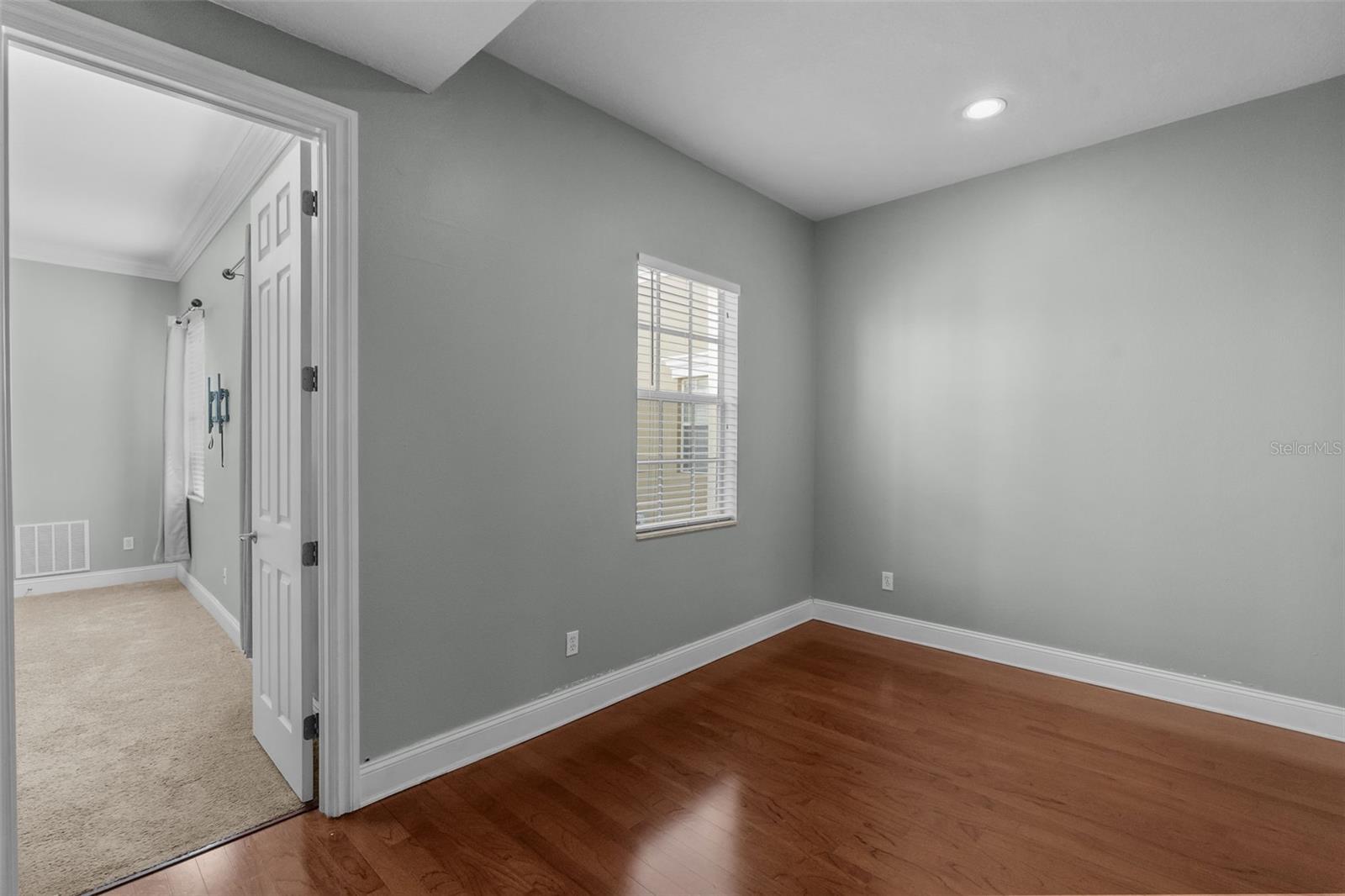 2419 VICTORIA GARDENS LN — photo 18