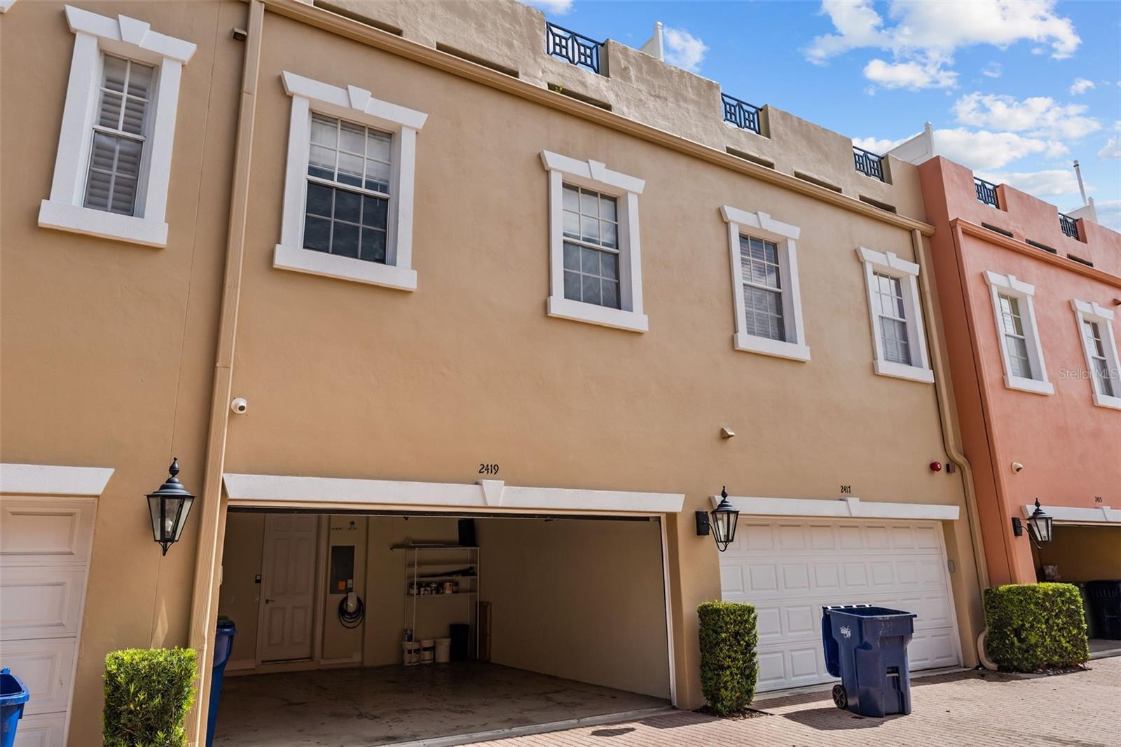 2419 VICTORIA GARDENS LN — photo 46