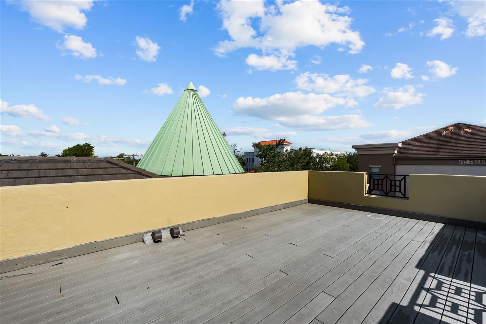 2419 VICTORIA GARDENS LN — photo 39