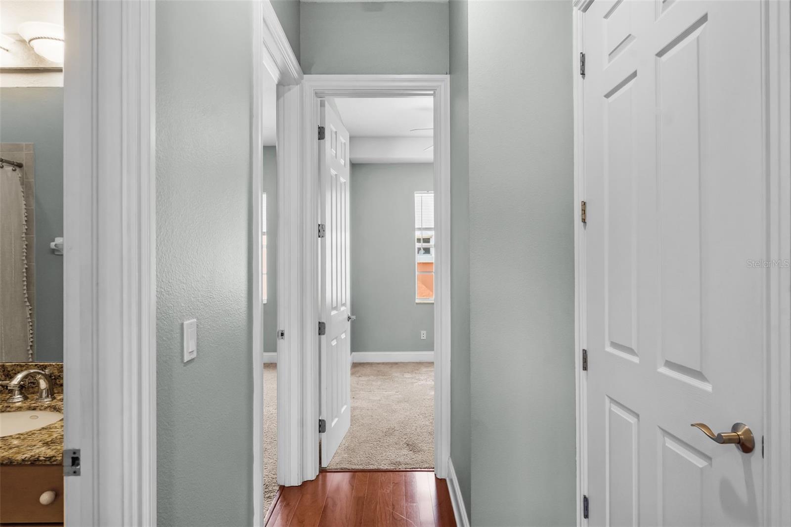 2419 VICTORIA GARDENS LN — photo 29