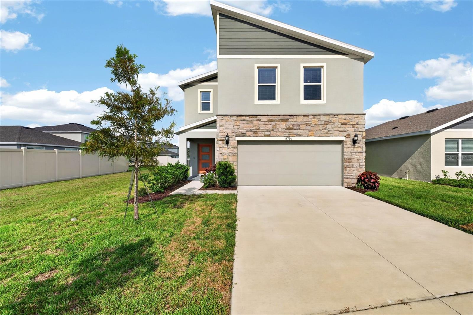 9744 CRESCENT RAY DR — photo 4