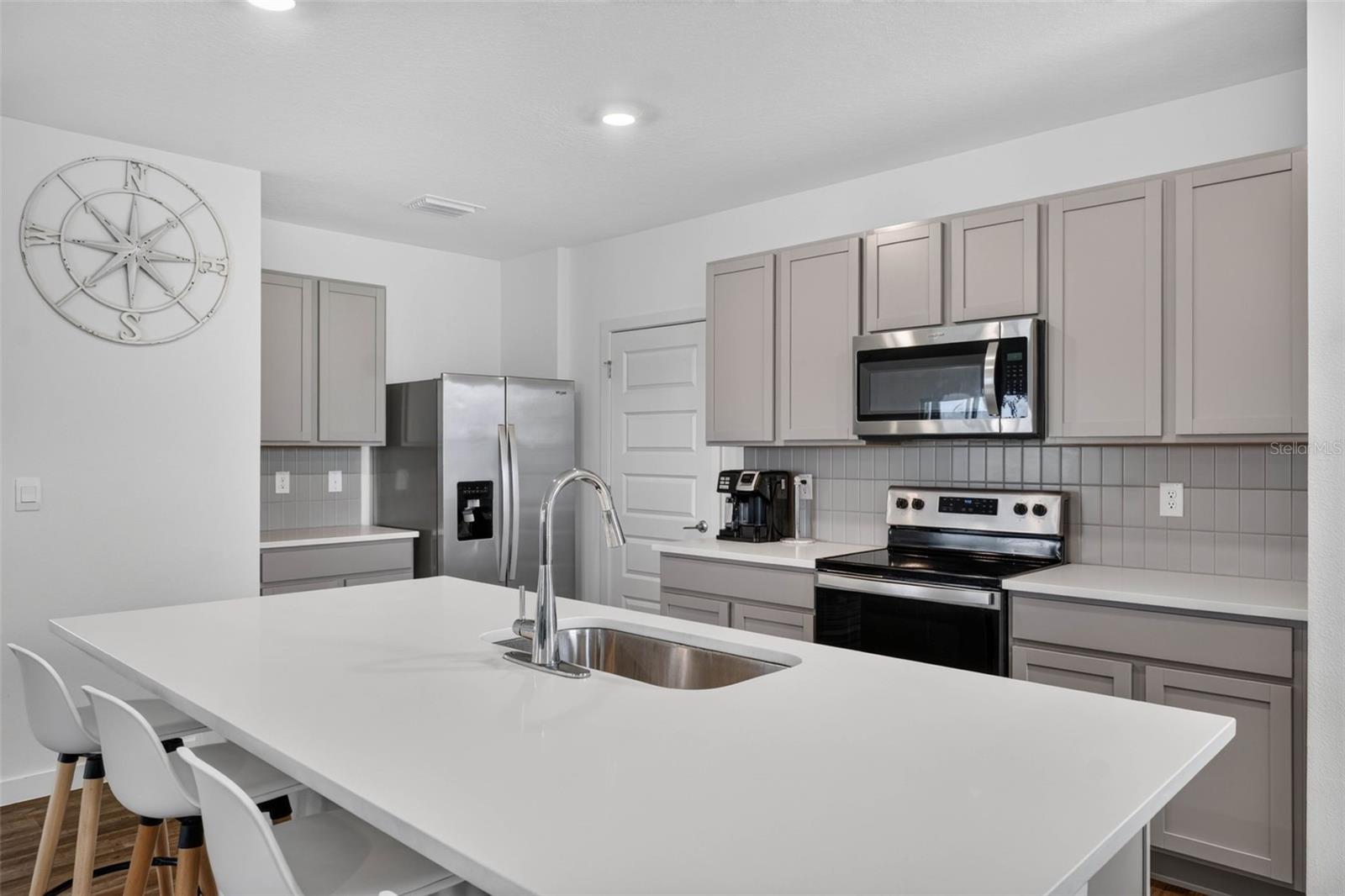 9744 CRESCENT RAY DR — photo 11