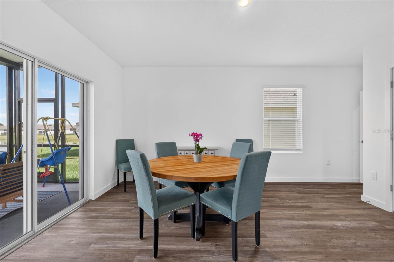 9744 CRESCENT RAY DR — photo 21