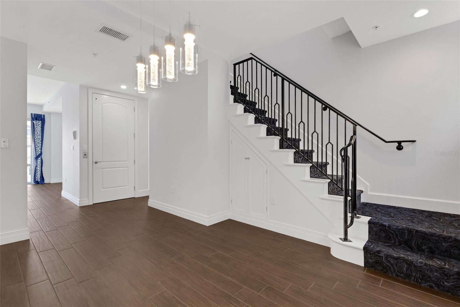 235 COCOANUT AVE #108B — photo 15