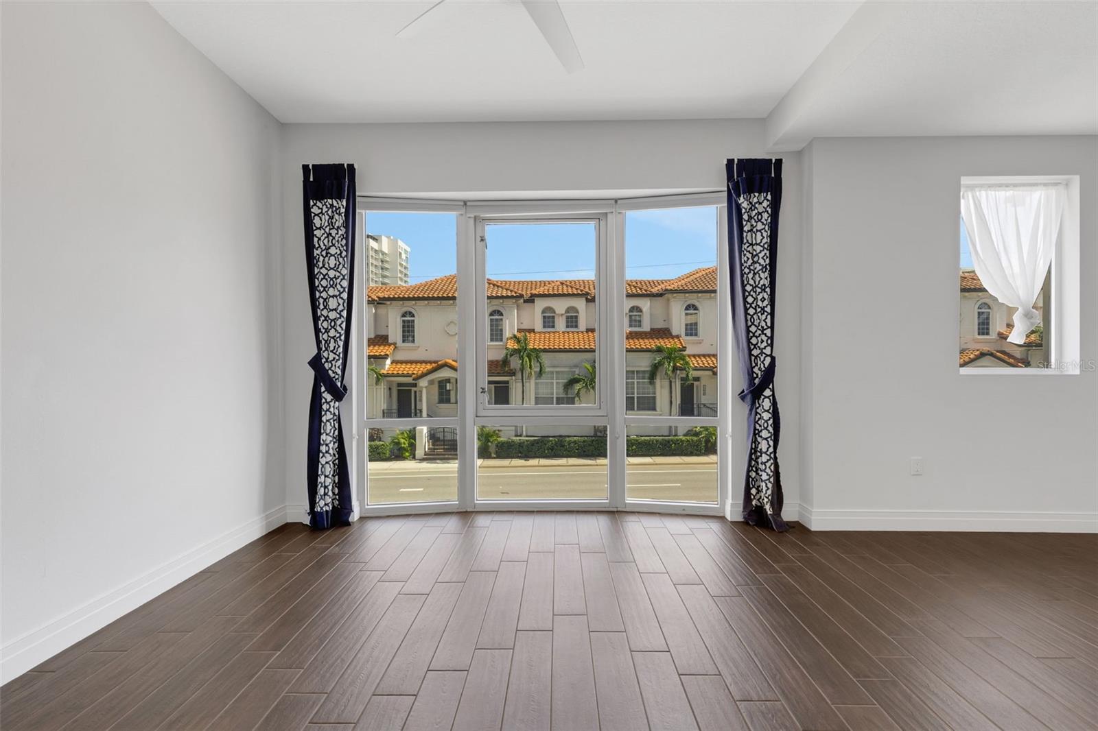 235 COCOANUT AVE #108B — photo 11