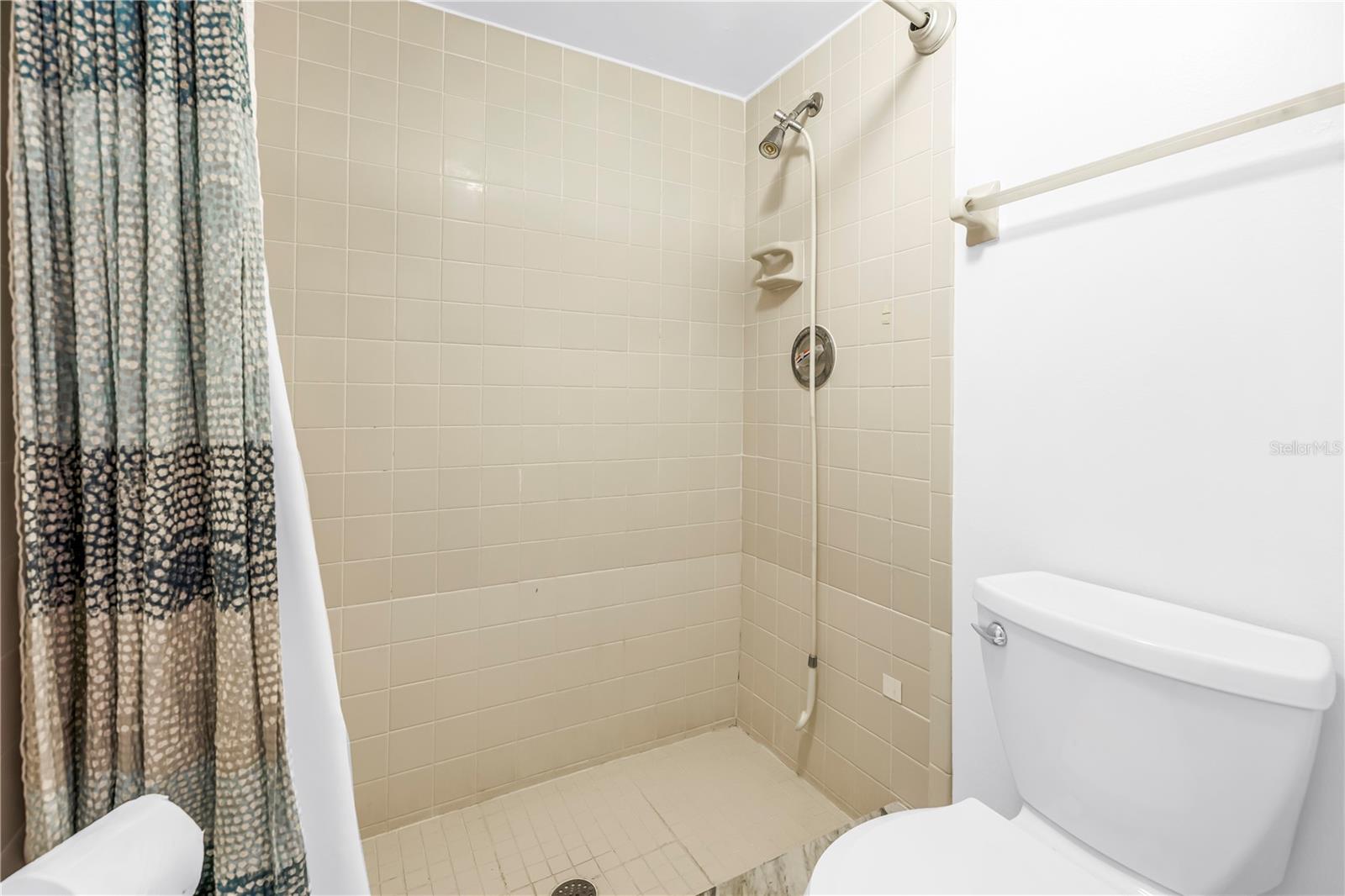 723 83RD AVE N #102 — photo 33