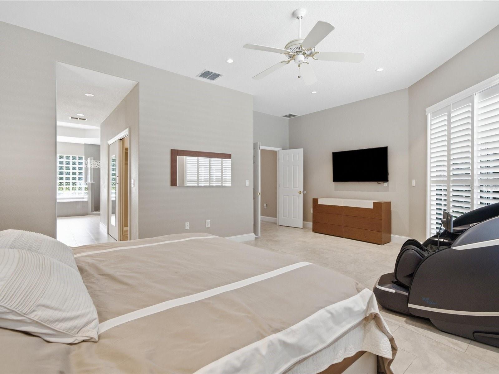18621 AVENUE CAPRI — photo 34
