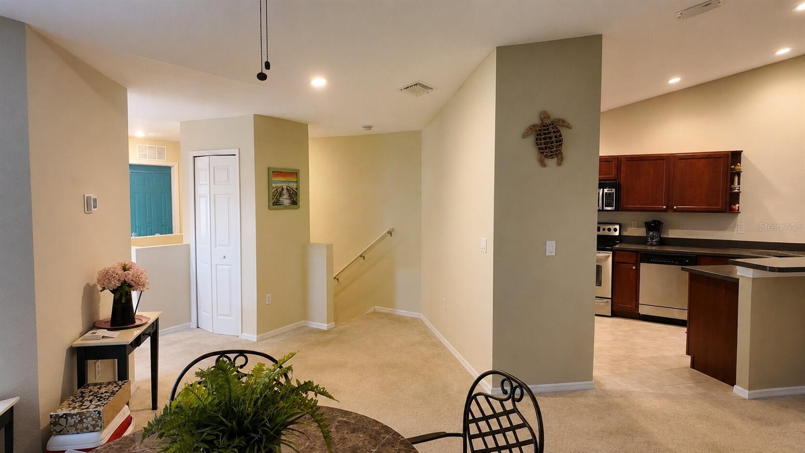 1651 HAMMOCKS AVE — photo 6