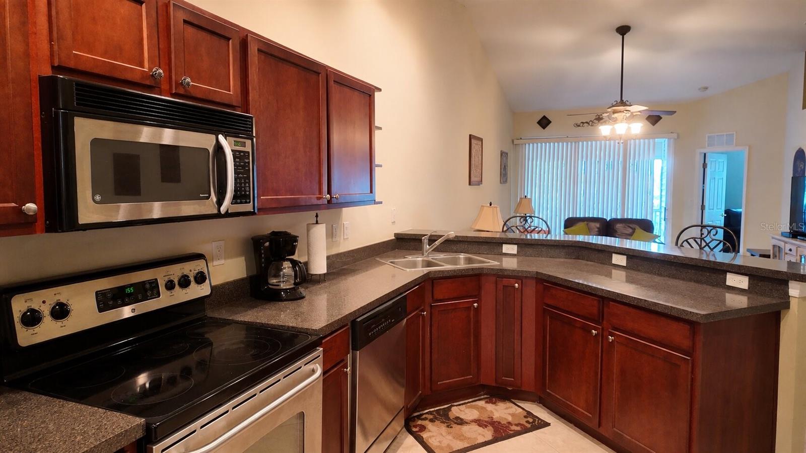 1651 HAMMOCKS AVE — photo 9