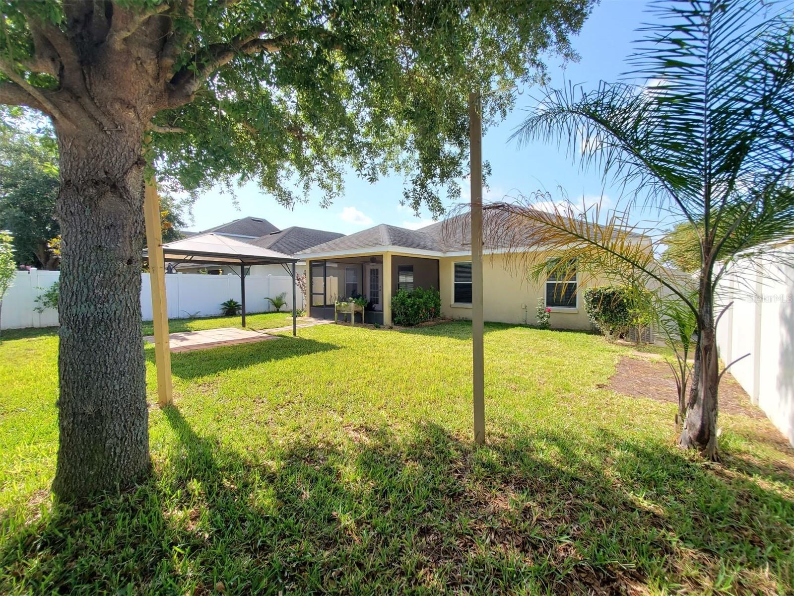 10737 STANDING STONE DR — photo 18