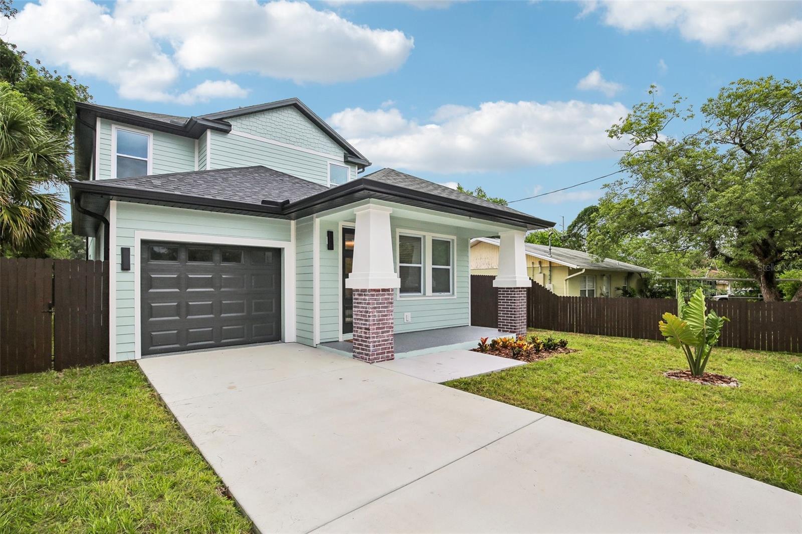 3612 E CLIFTON ST — photo 3