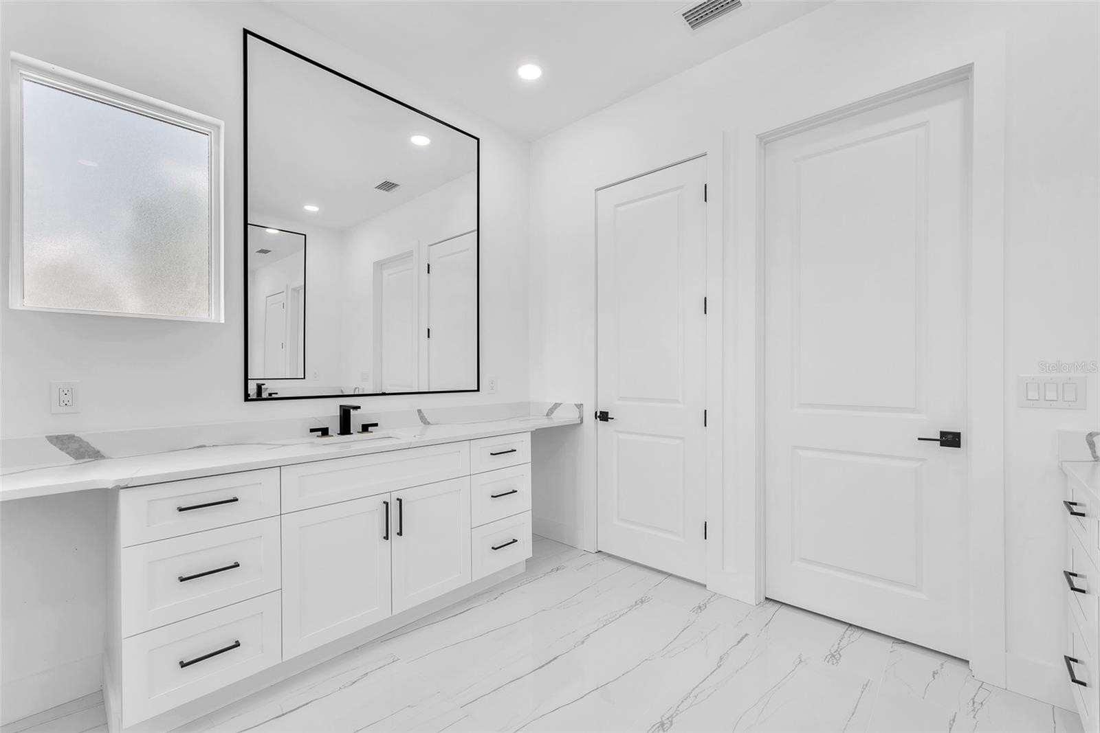 11921 FORT KING HWY — photo 17