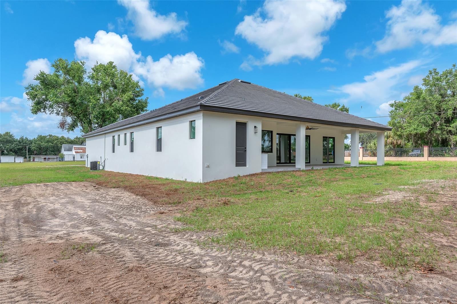 11921 FORT KING HWY — photo 34
