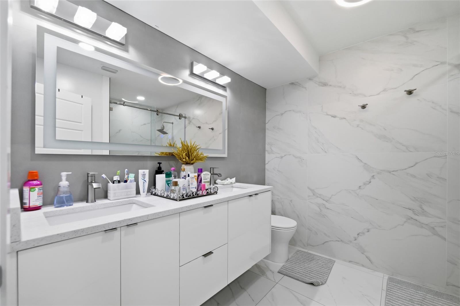 7101 SHENANDOAH CT — photo 18
