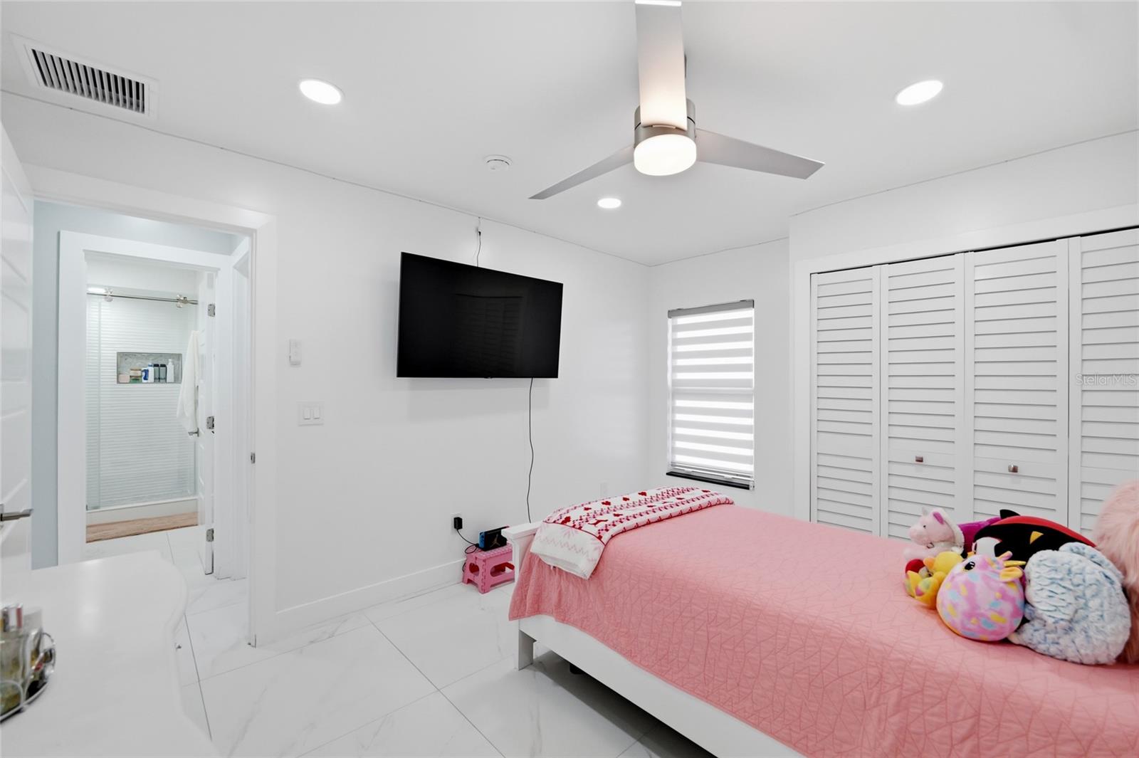 7101 SHENANDOAH CT — photo 25