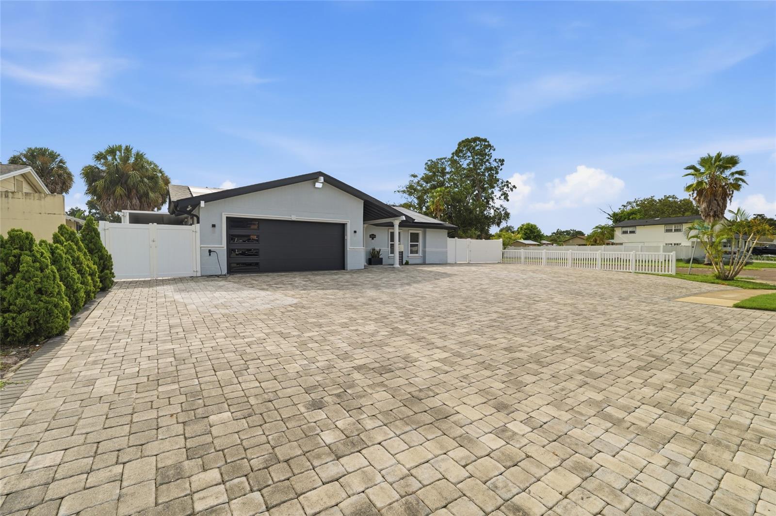 7101 SHENANDOAH CT — photo 2