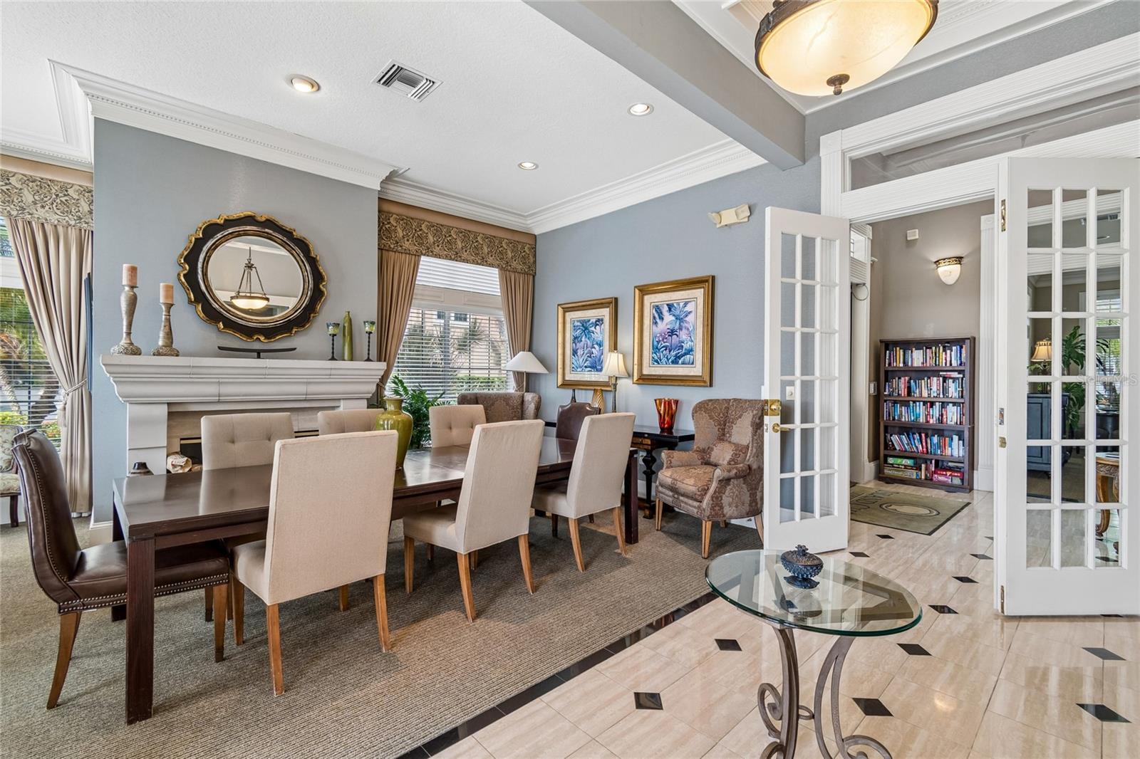 5211 BAY CLUB CIR — photo 31