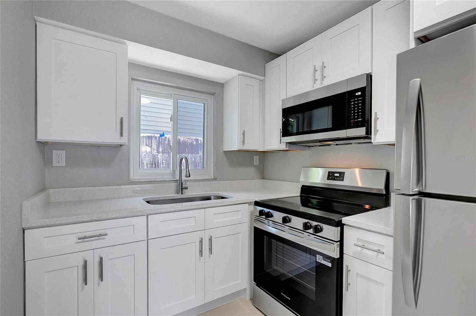 7541 PIER RD — photo 31