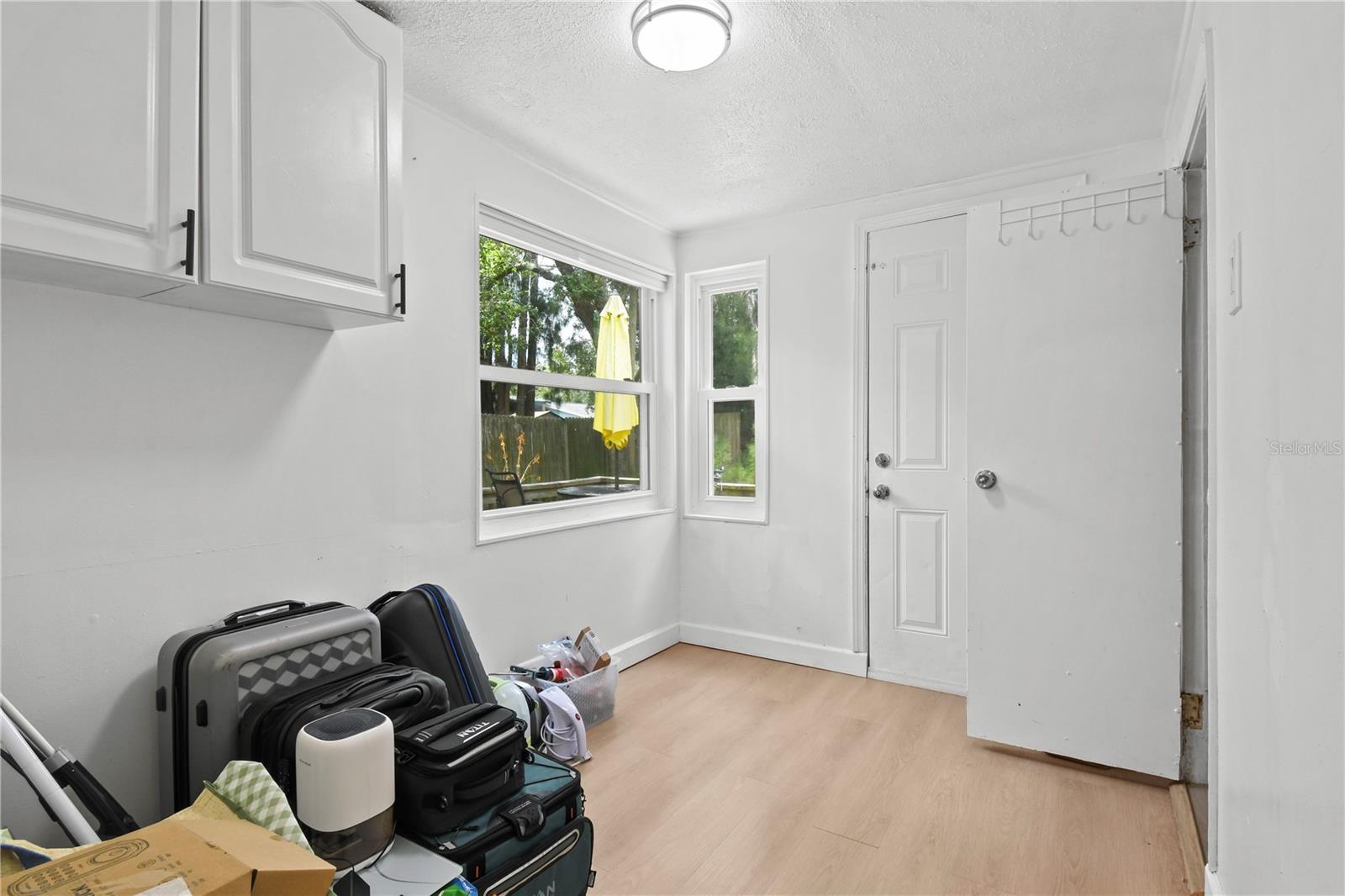 725 NEW YORK ST — photo 8