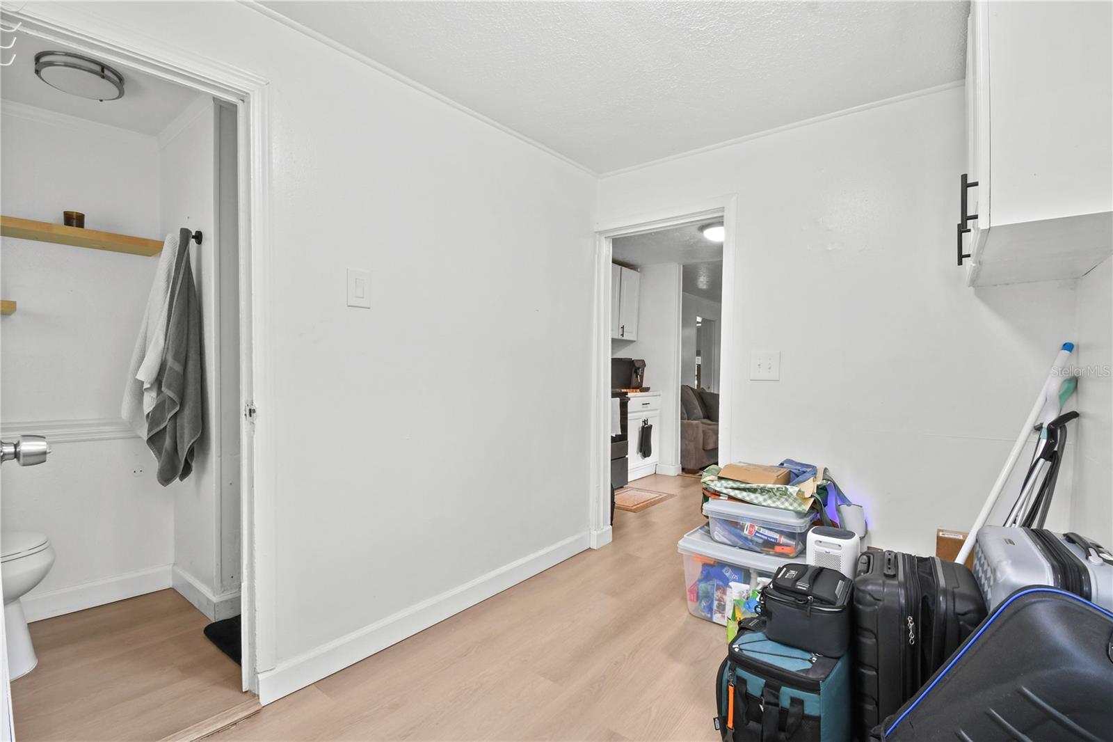 725 NEW YORK ST — photo 9
