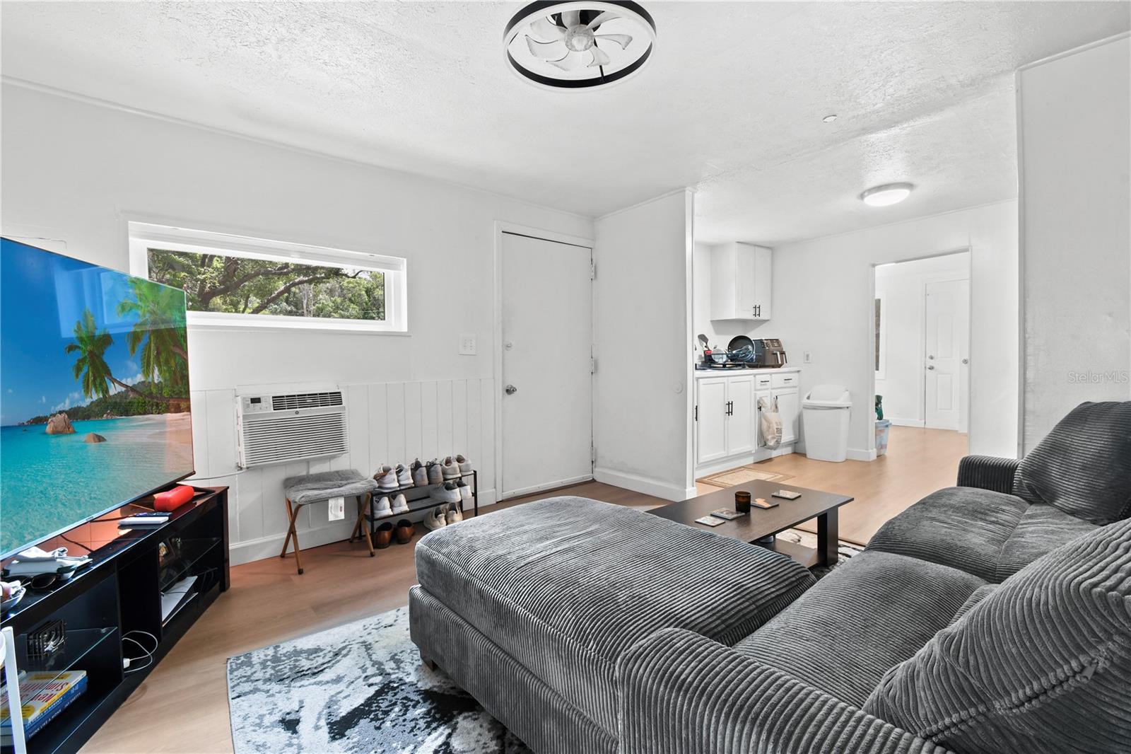 725 NEW YORK ST — photo 3