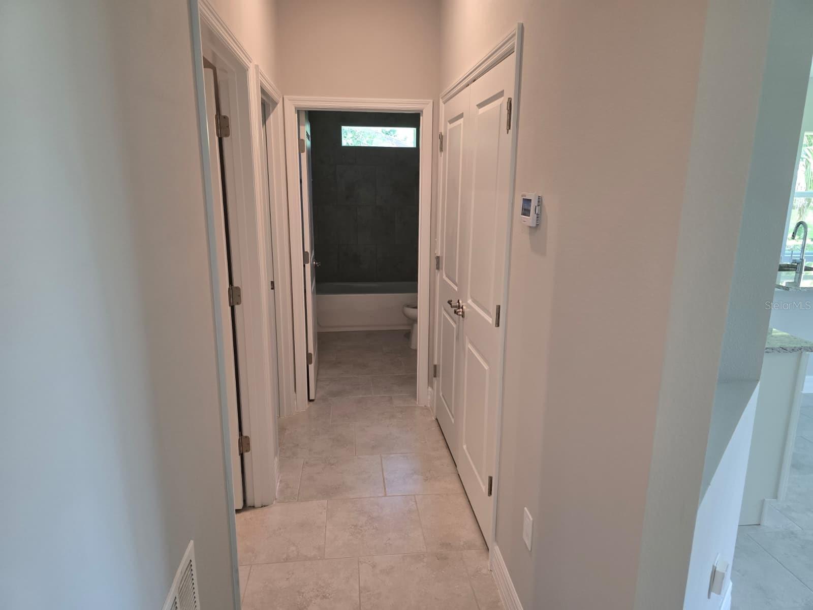 2857 SHADY AVE — photo 9