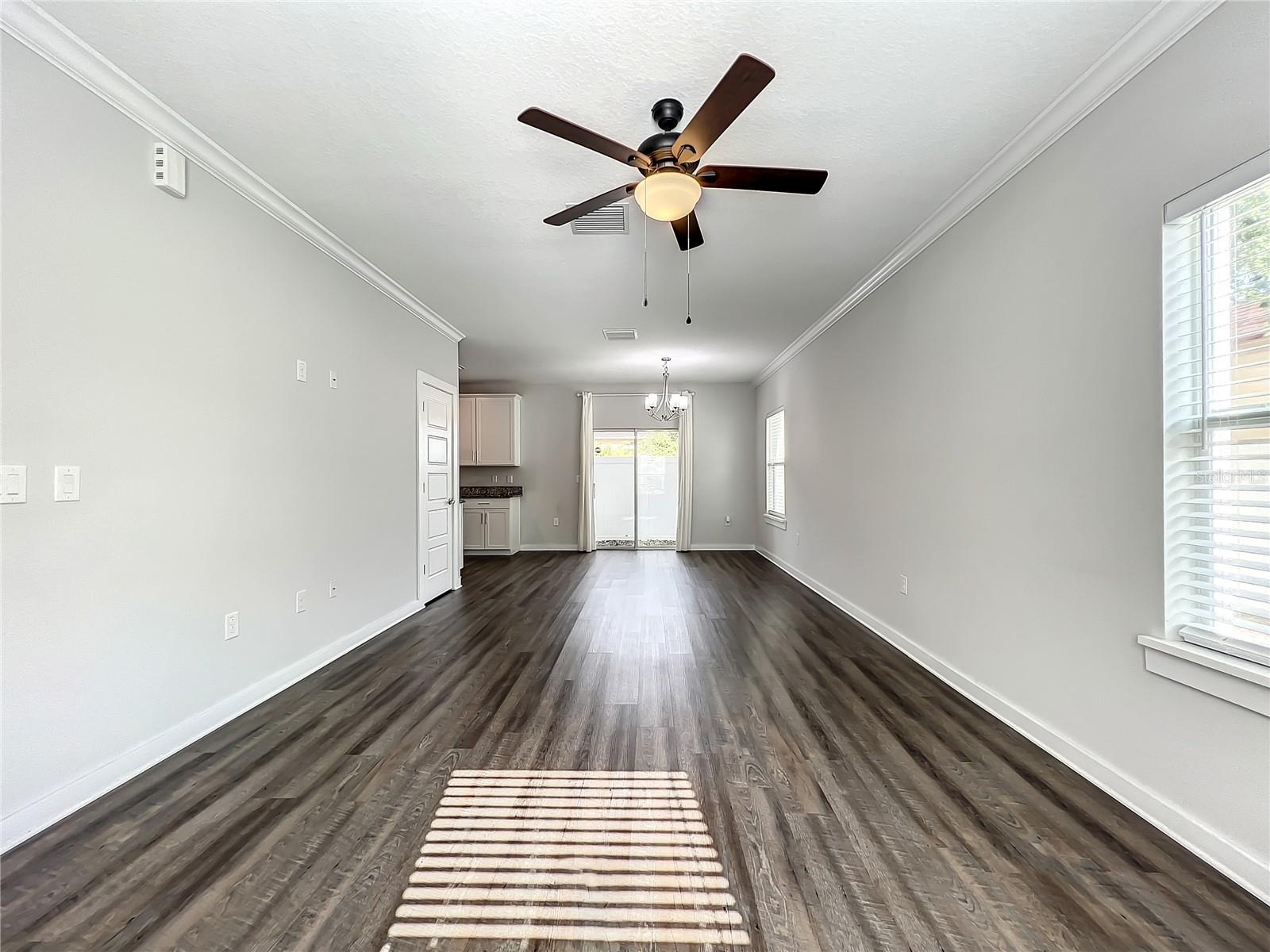 3715 W WISCONSIN AVE #6 — photo 12
