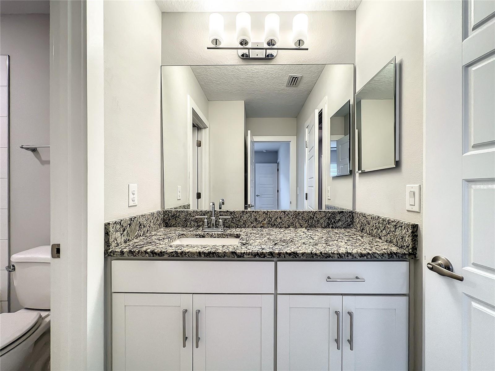 3715 W WISCONSIN AVE #6 — photo 35