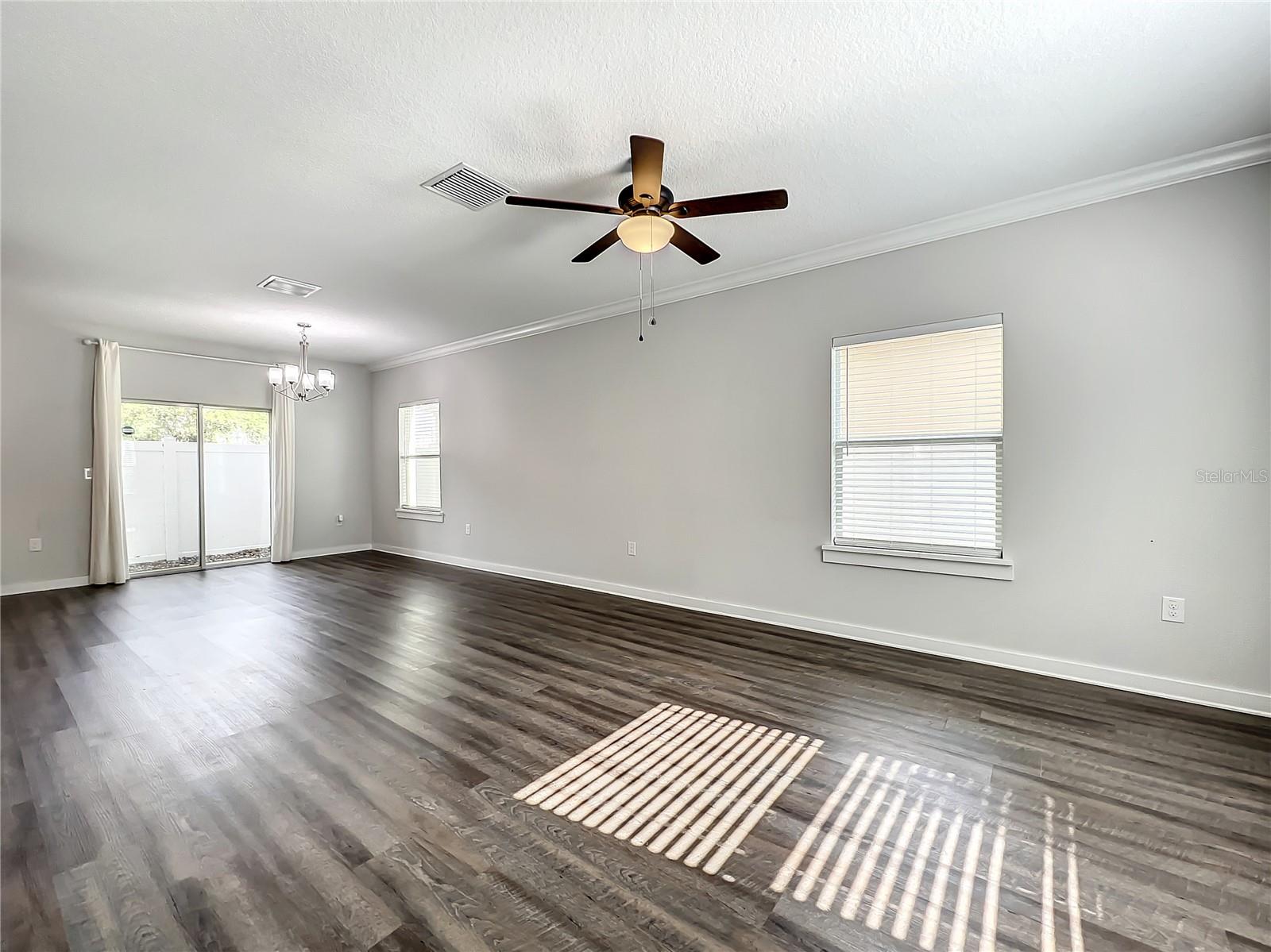 3715 W WISCONSIN AVE #6 — photo 11